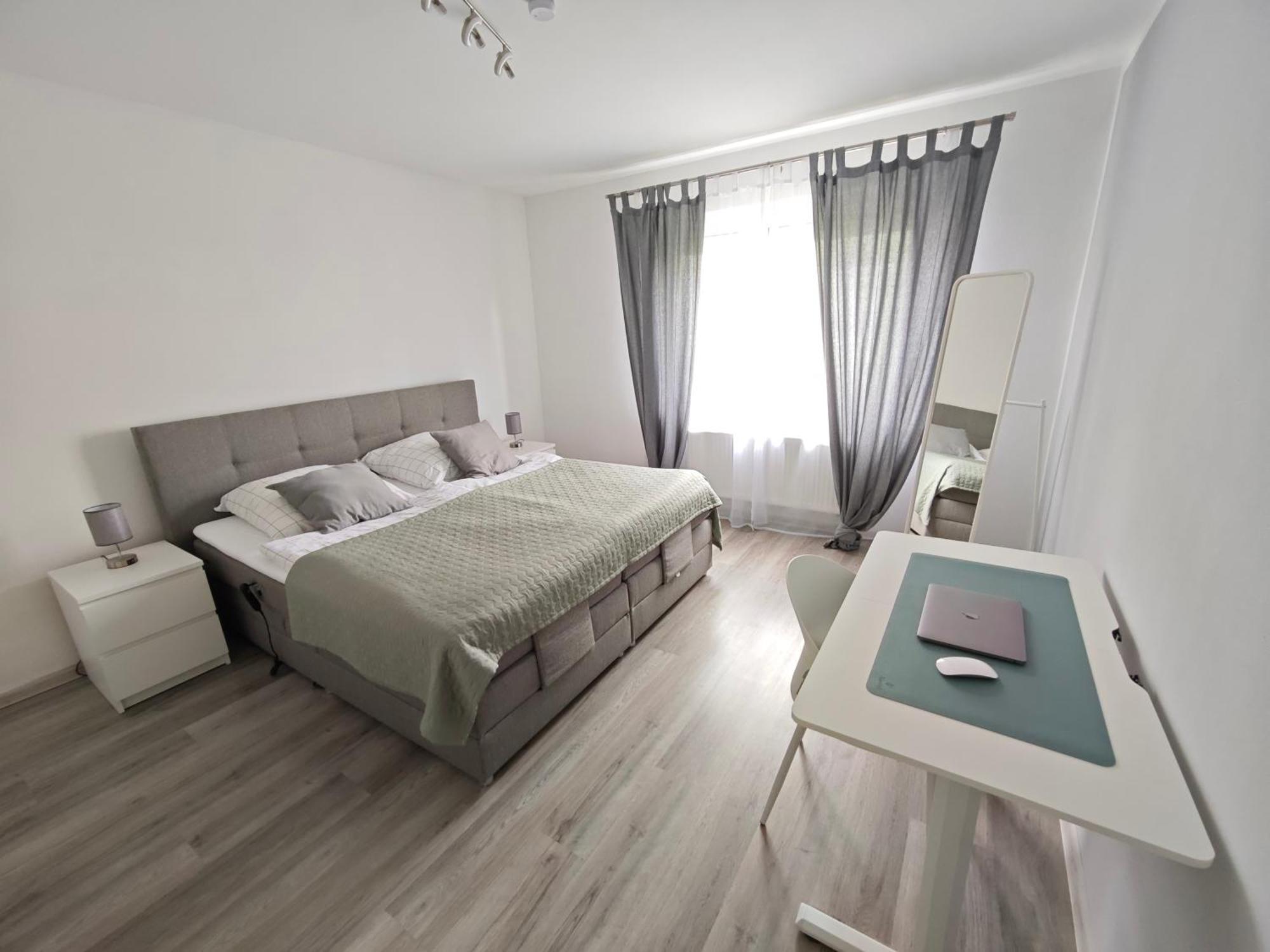 Fh-Naehe: Modernes Apt Mit Balkon Hof  Exteriér fotografie